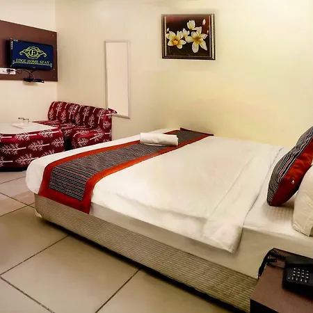 Airport Hotel Edge Home Stay